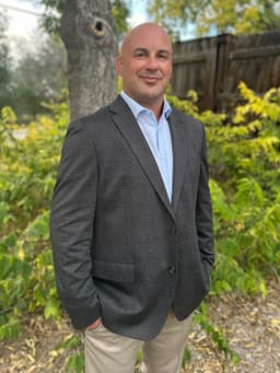 Peterson Acquisitions: Your Denver Business Broker